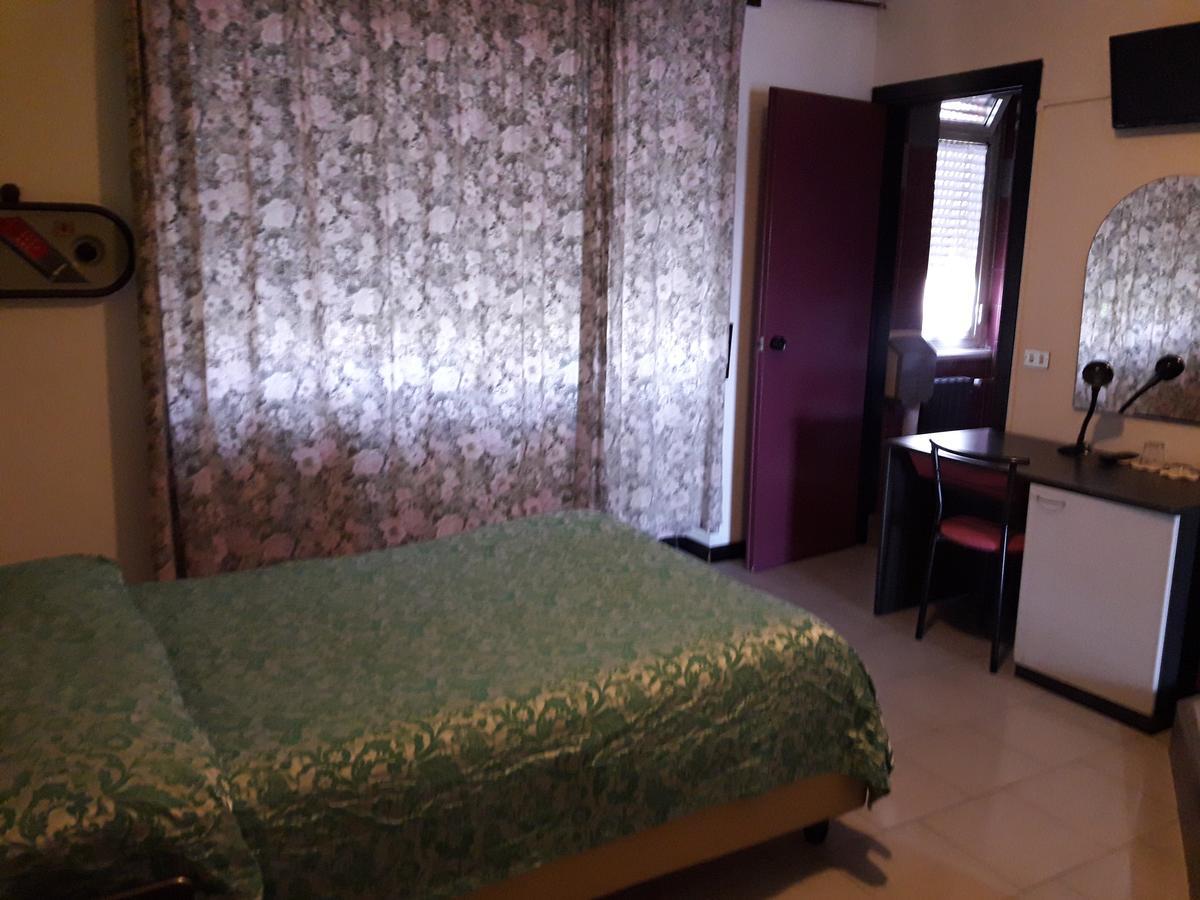 Albergo Piccadilly Medolago Dış mekan fotoğraf