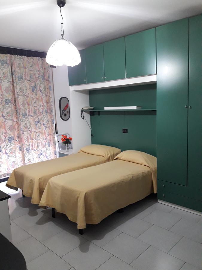 Albergo Piccadilly Medolago Dış mekan fotoğraf